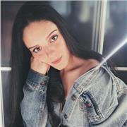 Doy clases de inglés, lengua castella y literatura, y biología a alumnos de nivel ESO